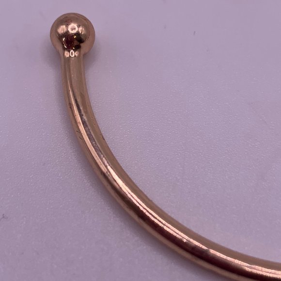 ๐ฑ 5 for $10. JESSICA SIMPSON ROSE GOLD CHARM BRACELET - Picture 3 of 5